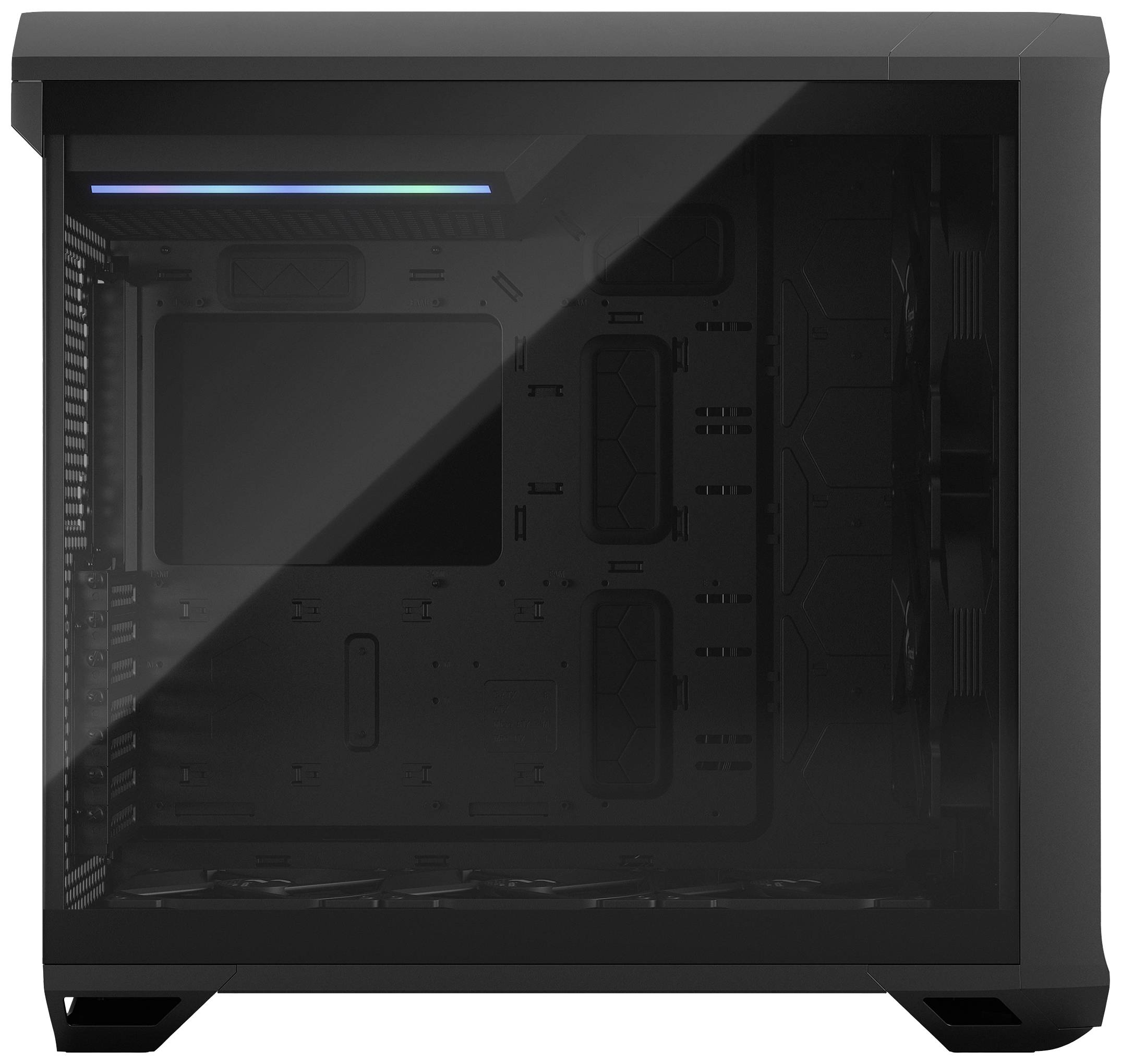 Ein schwarzes Computergehäuse mit Glasfenster, das den geräumigen Innenraum und die Platzierungsmöglichkeiten für Bauteile zeigt.
