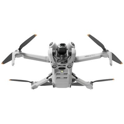 Eine graue Drohne mit vier Propellern und Kamera, auf der 'MINI 4 PRO' steht, fliegt frontal.