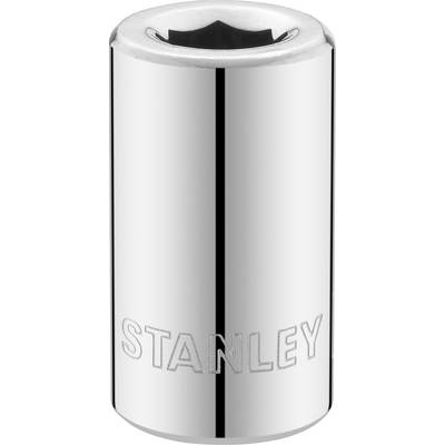 Chrom glänzende Stecknuss mit sechseckiger Öffnung und dem eingeprägten Wort 'STANLEY'. Geeignet für Schraubarbeiten.