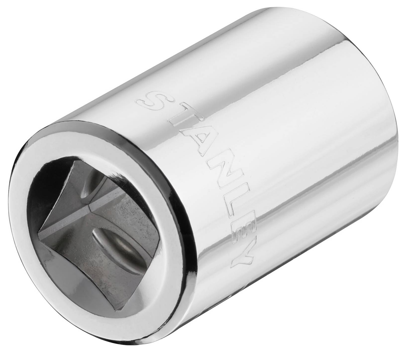 Eine glänzende, silberne Steckschlüsselbuchse mit quadratischer Öffnung und 'STANLEY' an der Seite graviert.