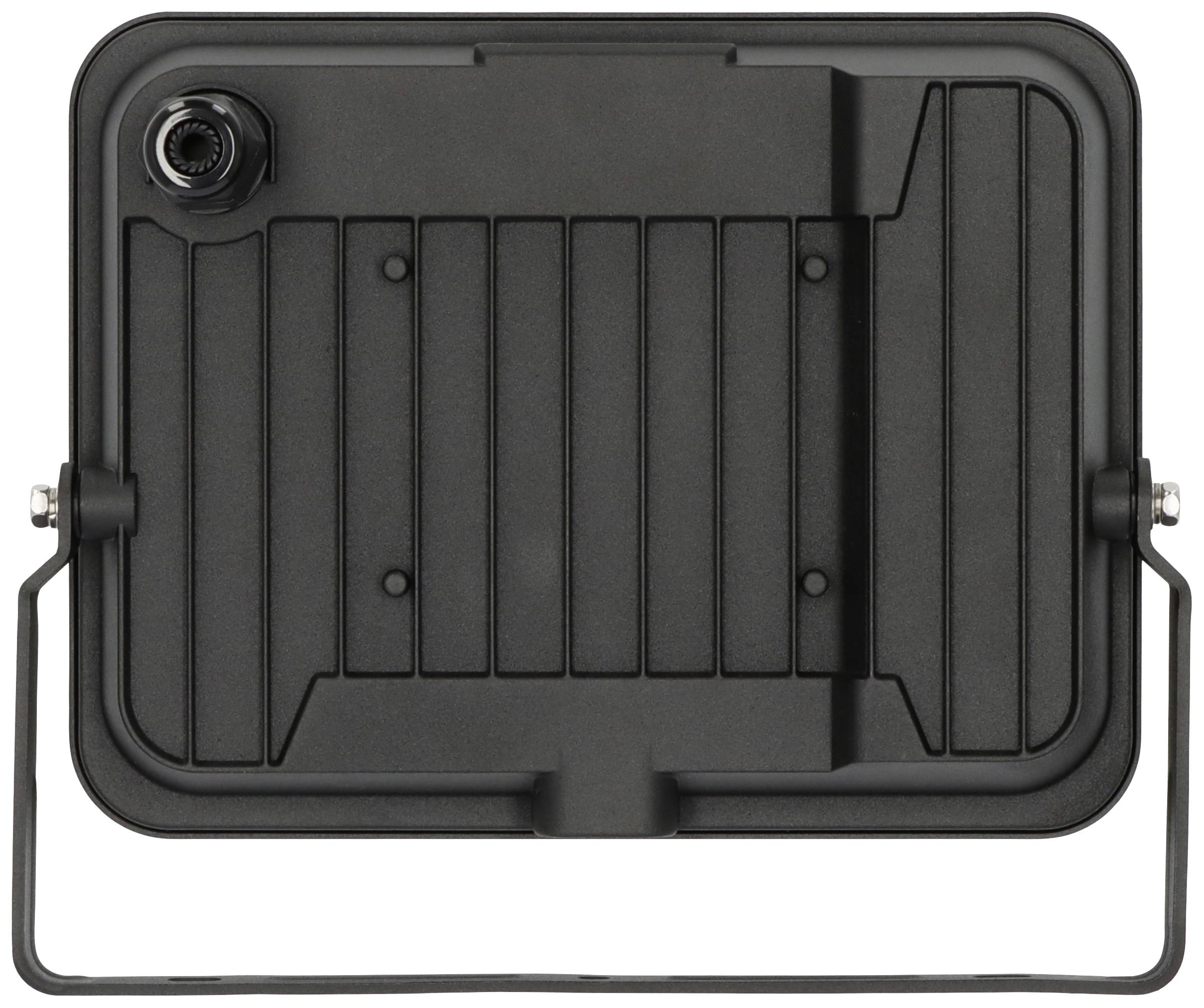 'Rückansicht eines schwarzen rechteckigen LED-Strahlers mit gerillter Oberfläche und Halterung, eingelassene Verkabelungsöffnung oben links.'