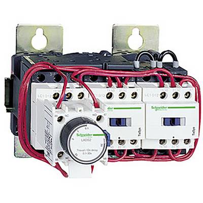'Schneider Electric'-Schütz mit Kabelverbindungen, zeigt elektrische Schaltungskomponenten für Steuerungssysteme.