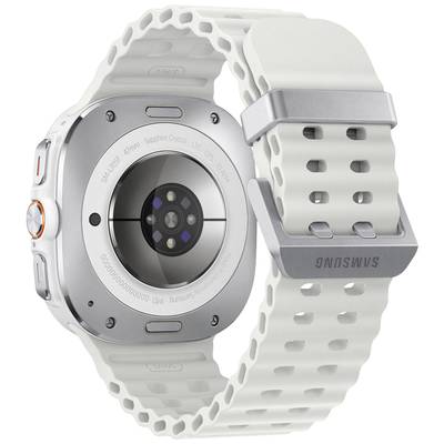 Eine silberne Smartwatch mit kreisförmigem Sensor auf der Rückseite, weißen Armband mit Lüftungslöchern und sichtbarem 'Samsung'-Logo.
