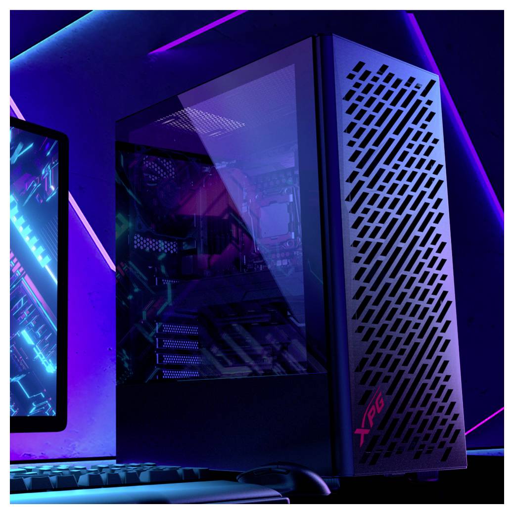 Ein moderner Desktop-Computer mit einem beleuchteten Gehäuse, das ein durchsichtiger Teil zeigt, steht neben einem leuchtenden Monitor.