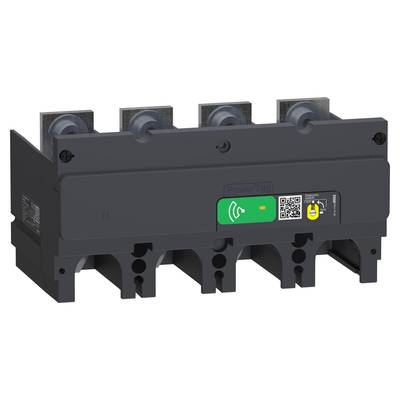Ein elektrisches Gerät mit vier Anschlüssen. Aufkleber zeigen NFC- und QR-Code, was auf digitale Funktionen hinweist.