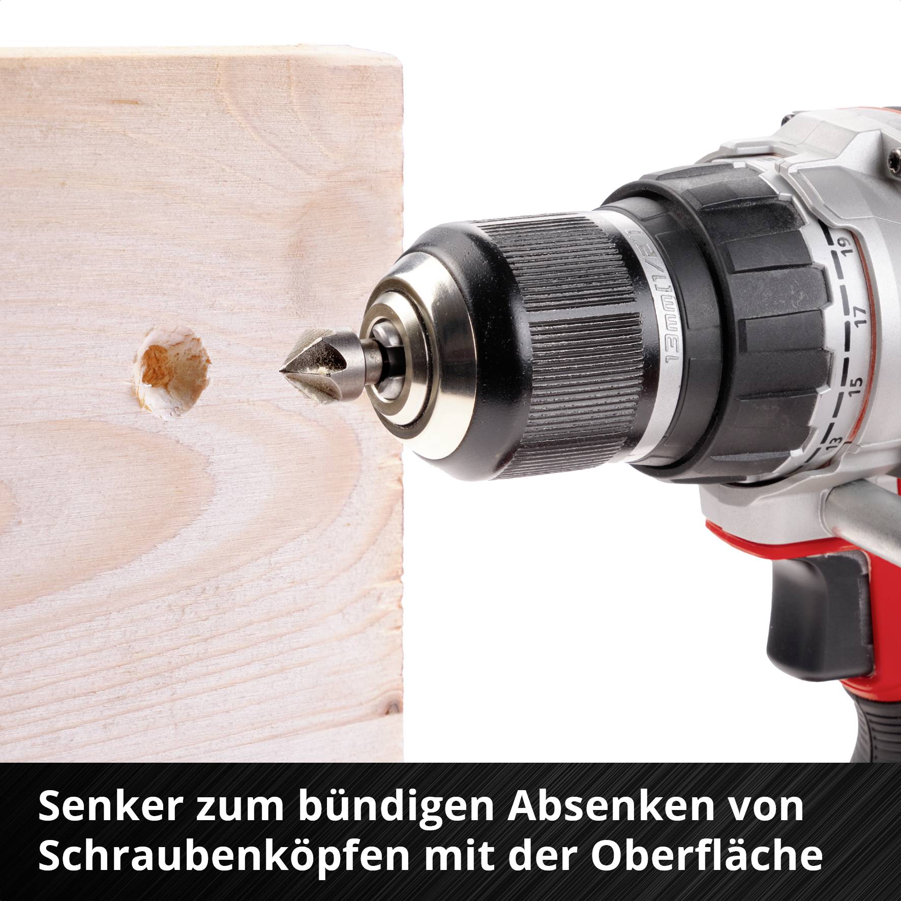 Bohrmaschine mit Senker, der ein Loch in Holz anfertigt. Text unten: 'Senker zum bündigen Absenken von Schraubenköpfen mit der Oberfläche'.