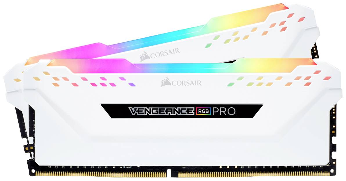 Zwei weiße Corsair Vengeance RGB Pro RAM-Module mit leuchtenden RGB-Lichtern sind aufrecht nebeneinander dargestellt.