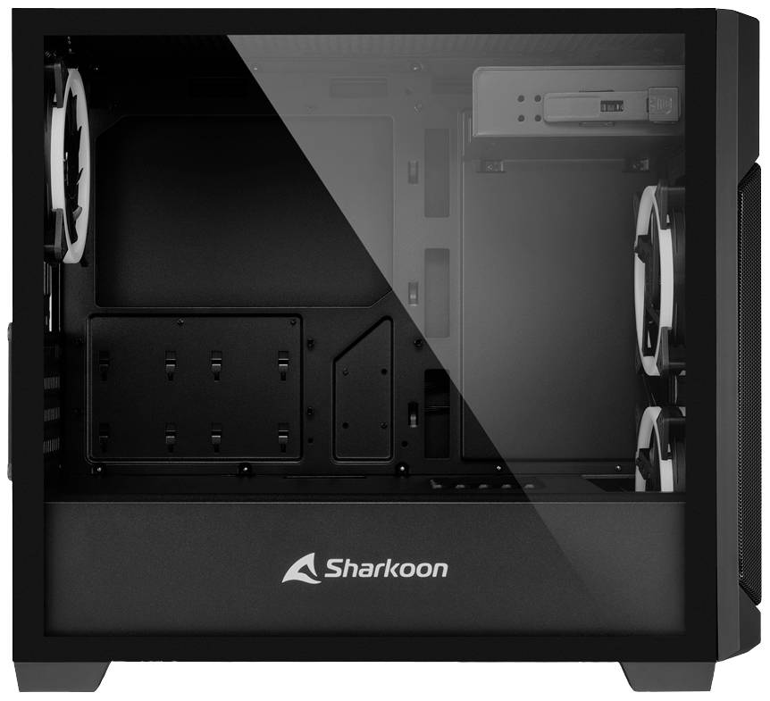 Schwarzes Computergehäuse mit transparentem Seitenfenster. Markenlogo 'Sharkoon' an der Front. Drei Lüfter im Inneren sichtbar.