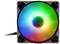 Ein Computerlüfter mit RGB-Beleuchtung leuchtet in Regenbogenfarben.