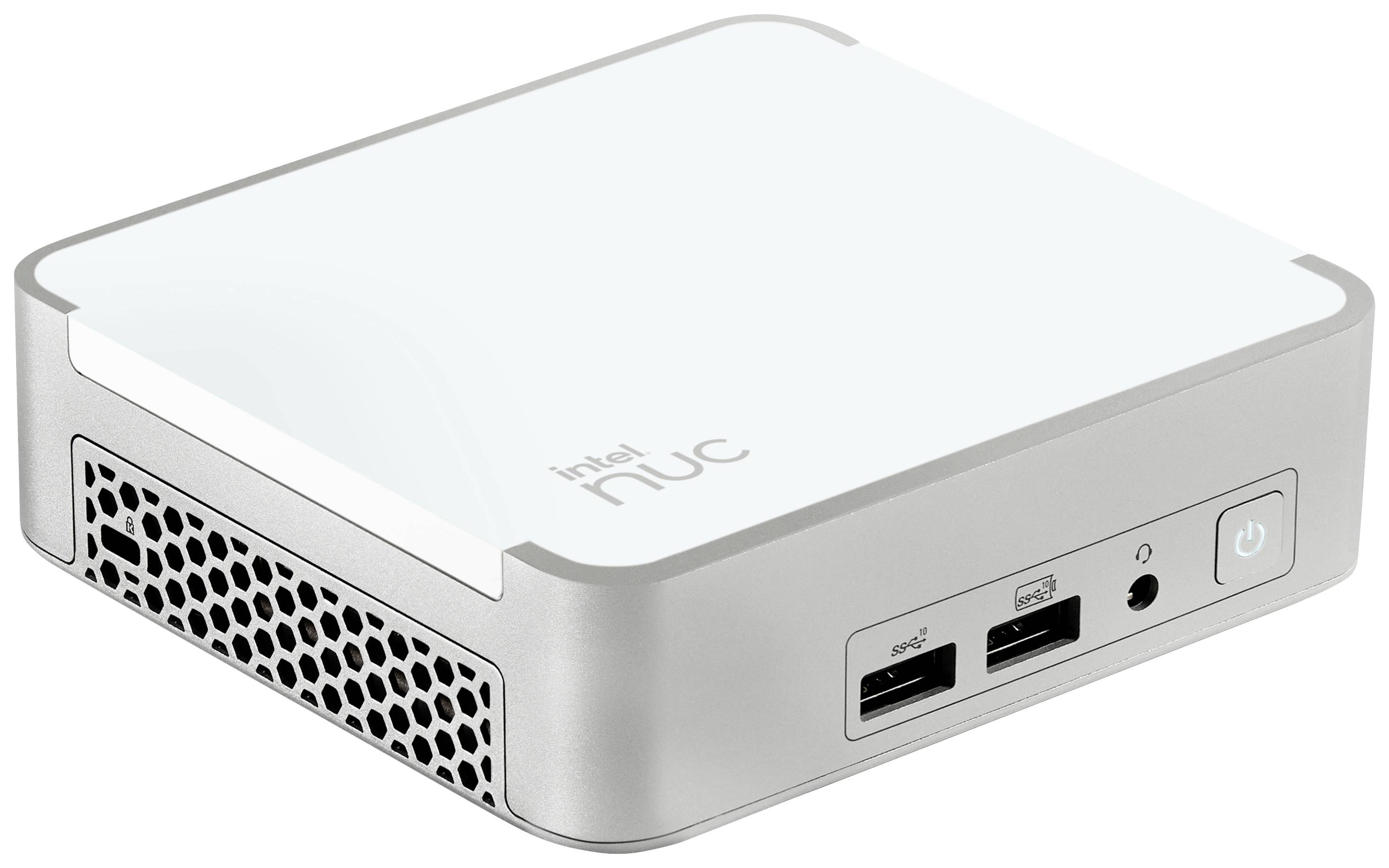 Ein kompakter, silberner Computer mit USB-Anschlüssen auf der Vorderseite, bekannt als 'Intel NUC', auf weißem Hintergrund.