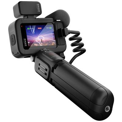 Eine Kamera mit Mikrofon zeigt das Display eines Filmclips, auf dem eine Person unter einem funkelnden Sternenhimmel steht.