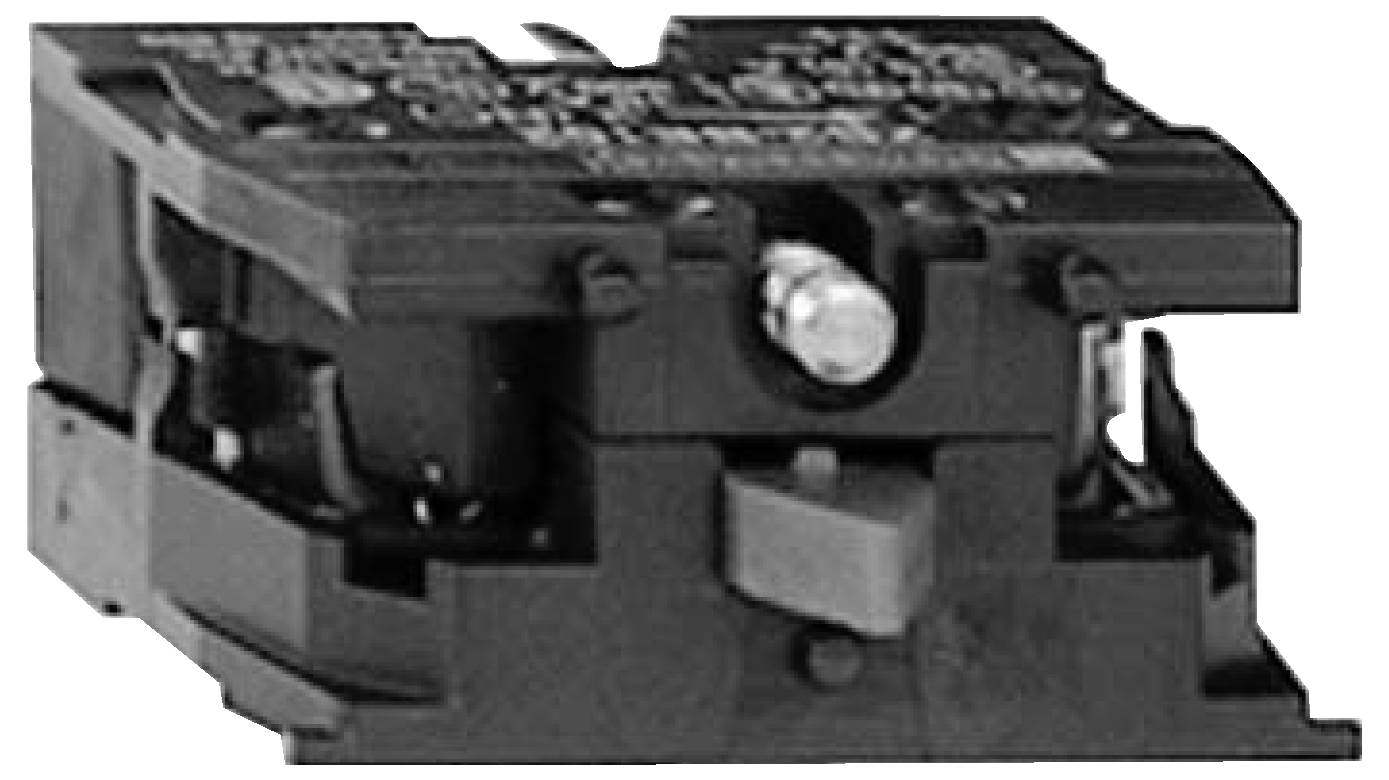 Schwarzes Elektroschalter-Mechanismus-Bauteil mit zentralem weißem Betätigungselement auf neutralem Hintergrund.