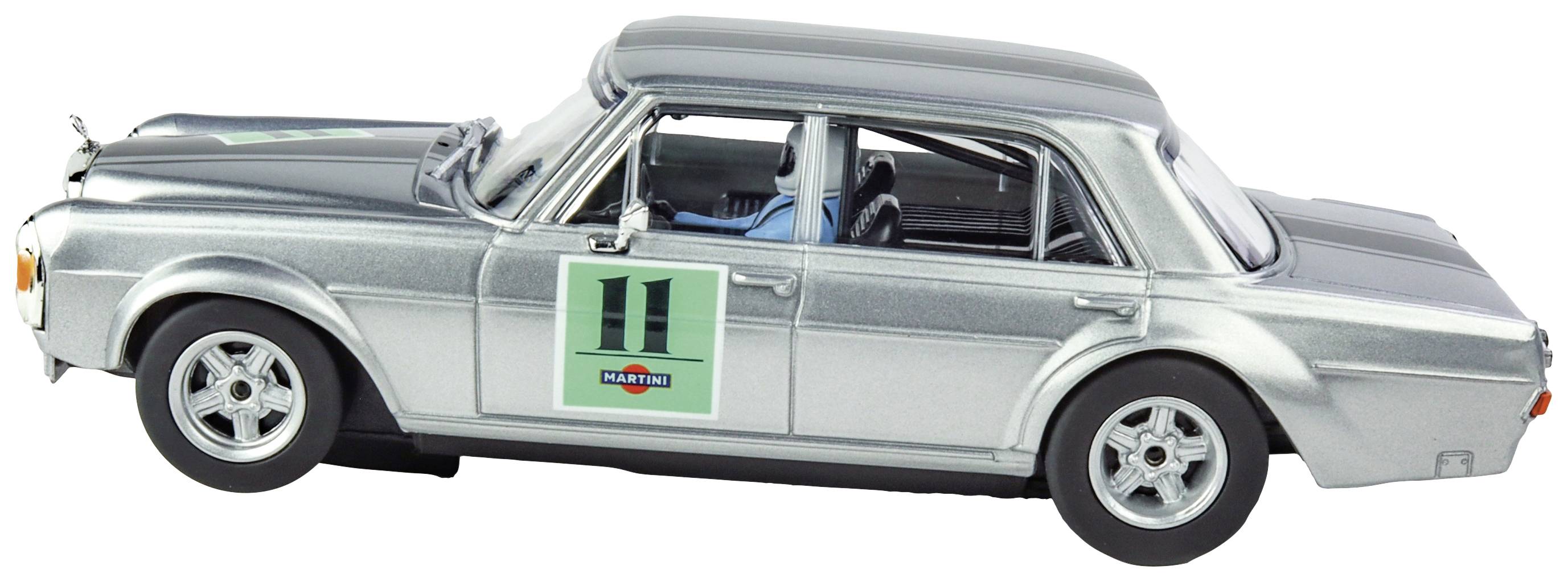 Silbernes Modellauto im klassischen Stil mit Rennaufkleber '11' auf der Seite. Zwei Türen sichtbar, Fahrzeug steht still.