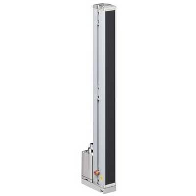 Ein vertikaler Aluminiumzylinder mit elektrischen Komponenten an der Basis, vermutlich ein Teil eines industriellen Hebemechanismus.