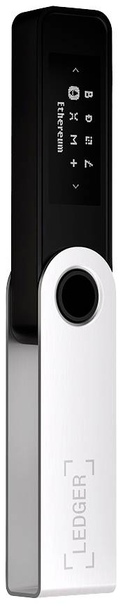 Ein schwarzes und silbernes Gerät ähnelt einem USB-Stick mit kleinem Display, das 'Ledger' anzeigt. Es kann zur sicheren Speicherung von Kryptowährungen verwendet werden.