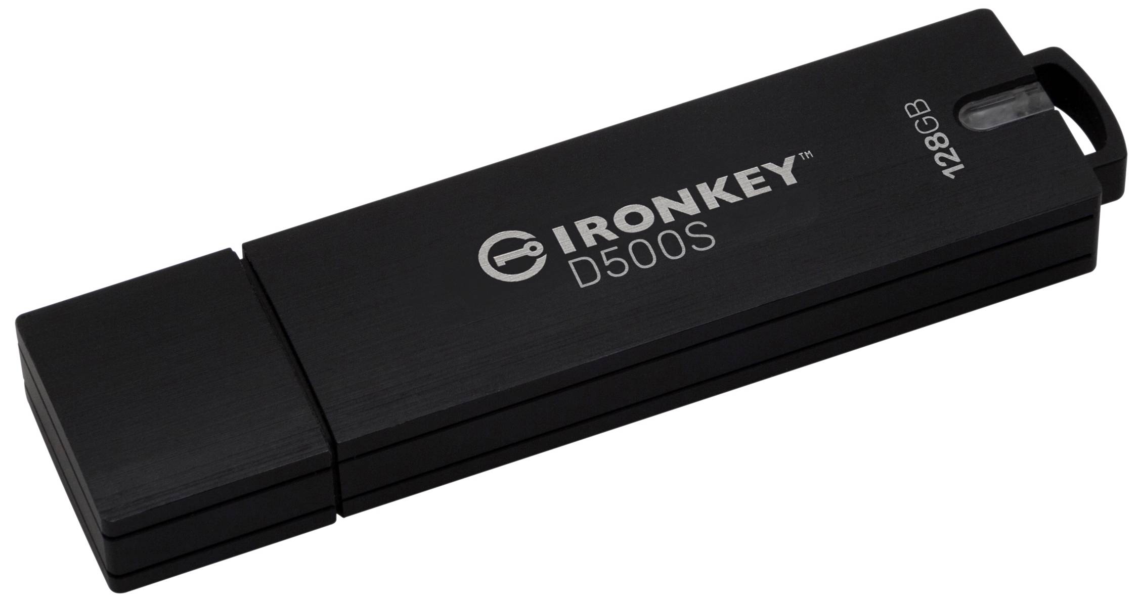 Ein schwarzer USB-Stick mit der Aufschrift 'IronKey D500S' und der Kapazitätsangabe '128GB'.