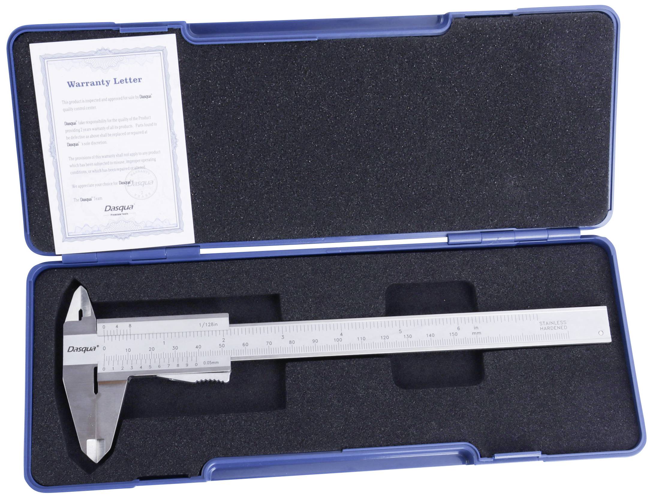 'Metall-Messschieber in einem blauen Kunststoffetui, begleitet von einem Garantiebrief.'