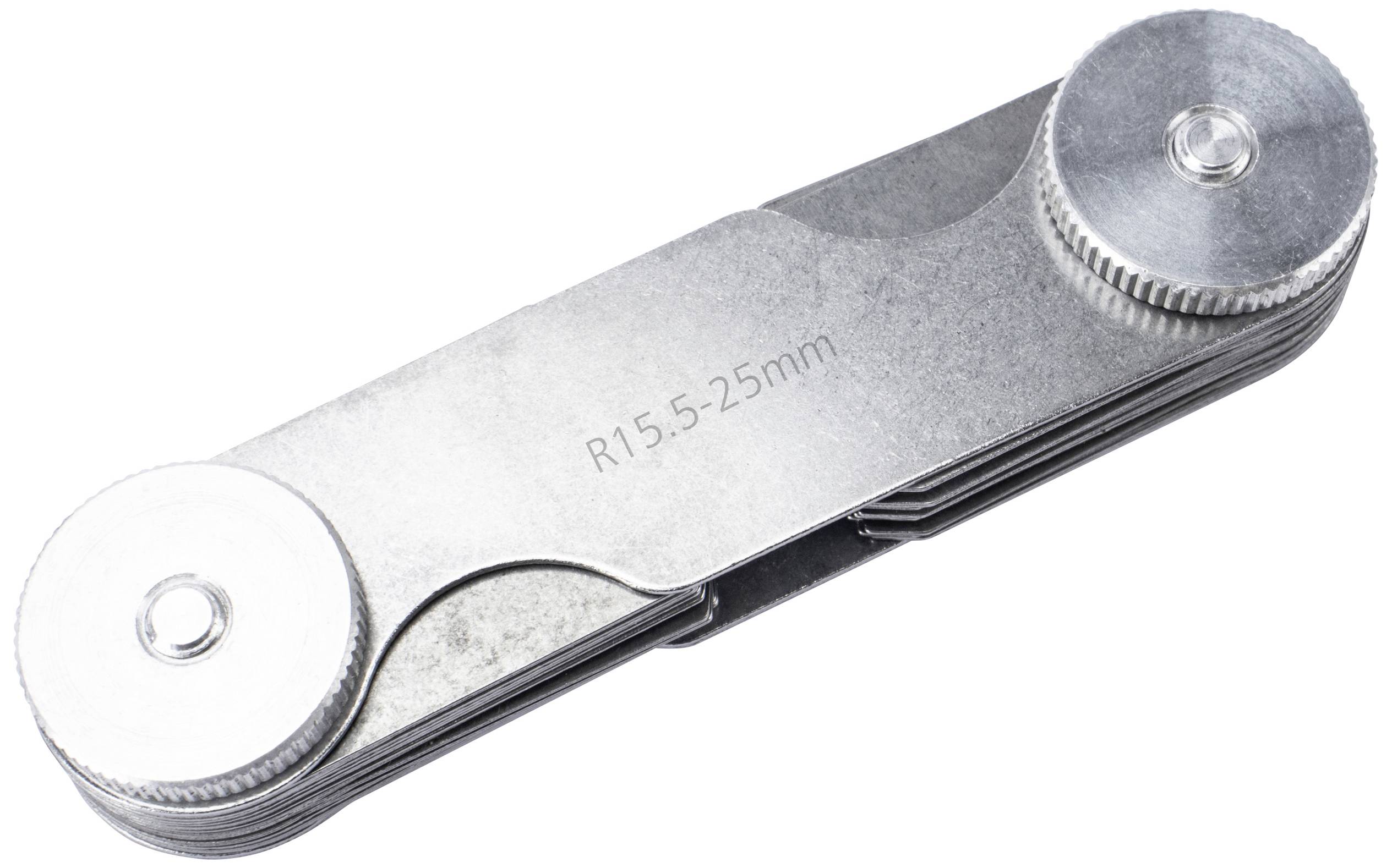Ein Taschenwerkzeug aus Metall mit mehreren zusammenklappbaren Elementen, gekennzeichnet mit 'R15.5-25mm' auf der Oberfläche.