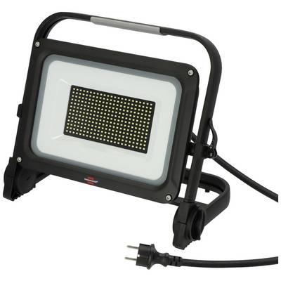Ein schwarzer LED-Flutlichtstrahler mit Kabel und Stecker. Der Strahler steht auf einem verstellbaren Ständer.