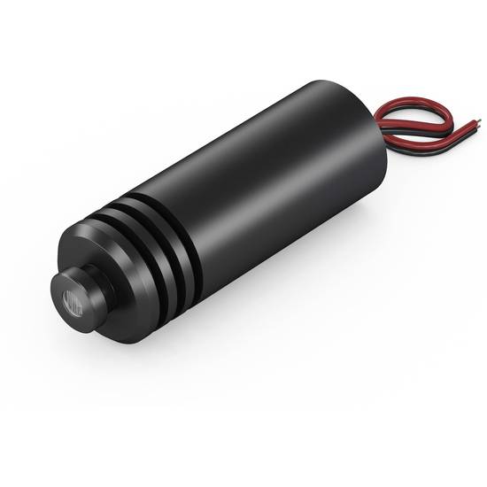 Ein zylindrischer, schwarzer Metallgegenstand mit Rillen und rotem Kabel verbindet; möglicherweise ein elektrisches Gerät oder Teil.