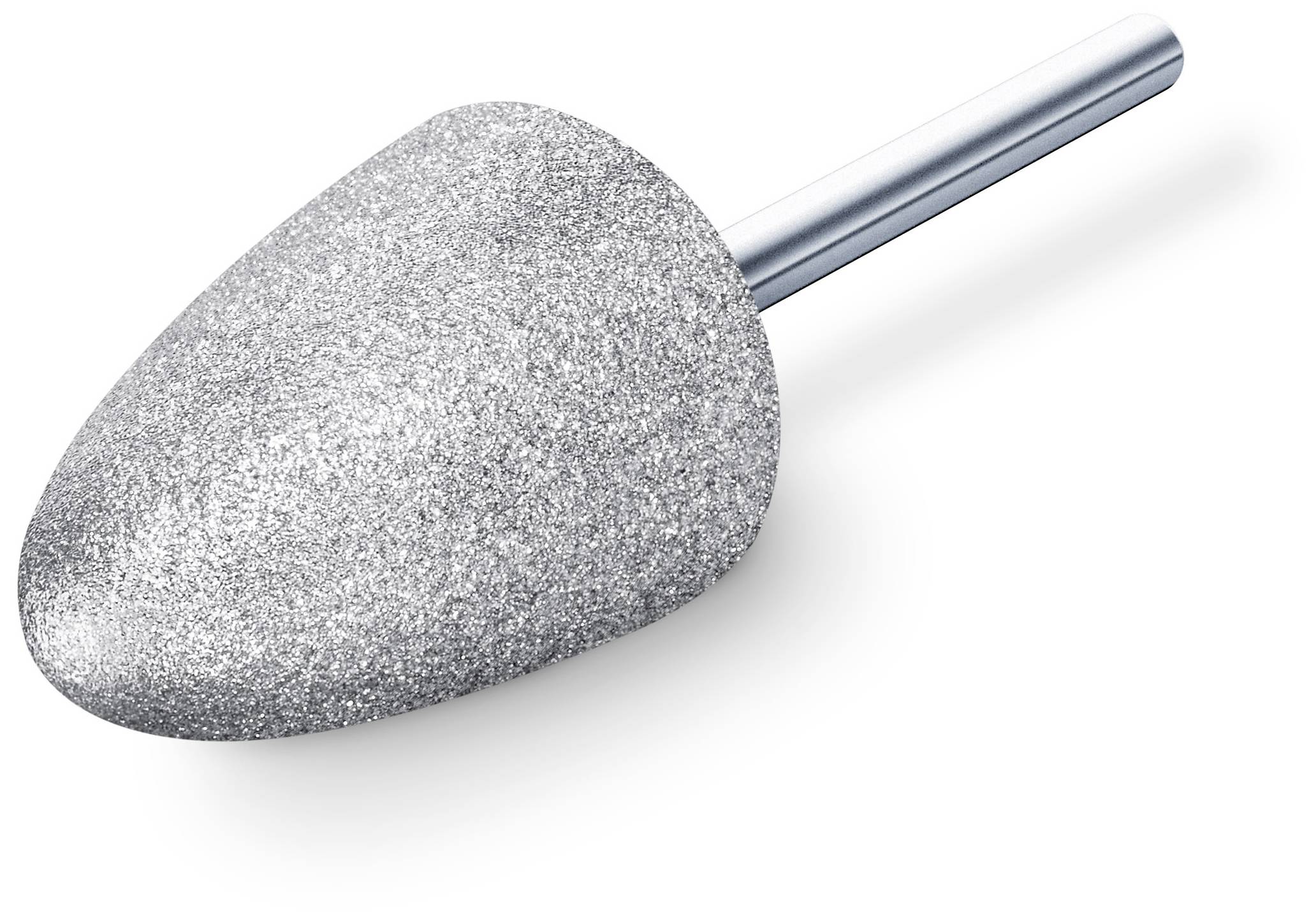 Ein konischer Schleifaufsatz mit grobem Schleifkopf und Metallstiel, geeignet für Schleif- oder Polierarbeiten auf verschiedenen Materialien.