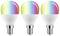 Drei bunte LED-Glühbirnen, die Regenbogenfarben darstellen, mit E14-Sockeln, nebeneinander positioniert.