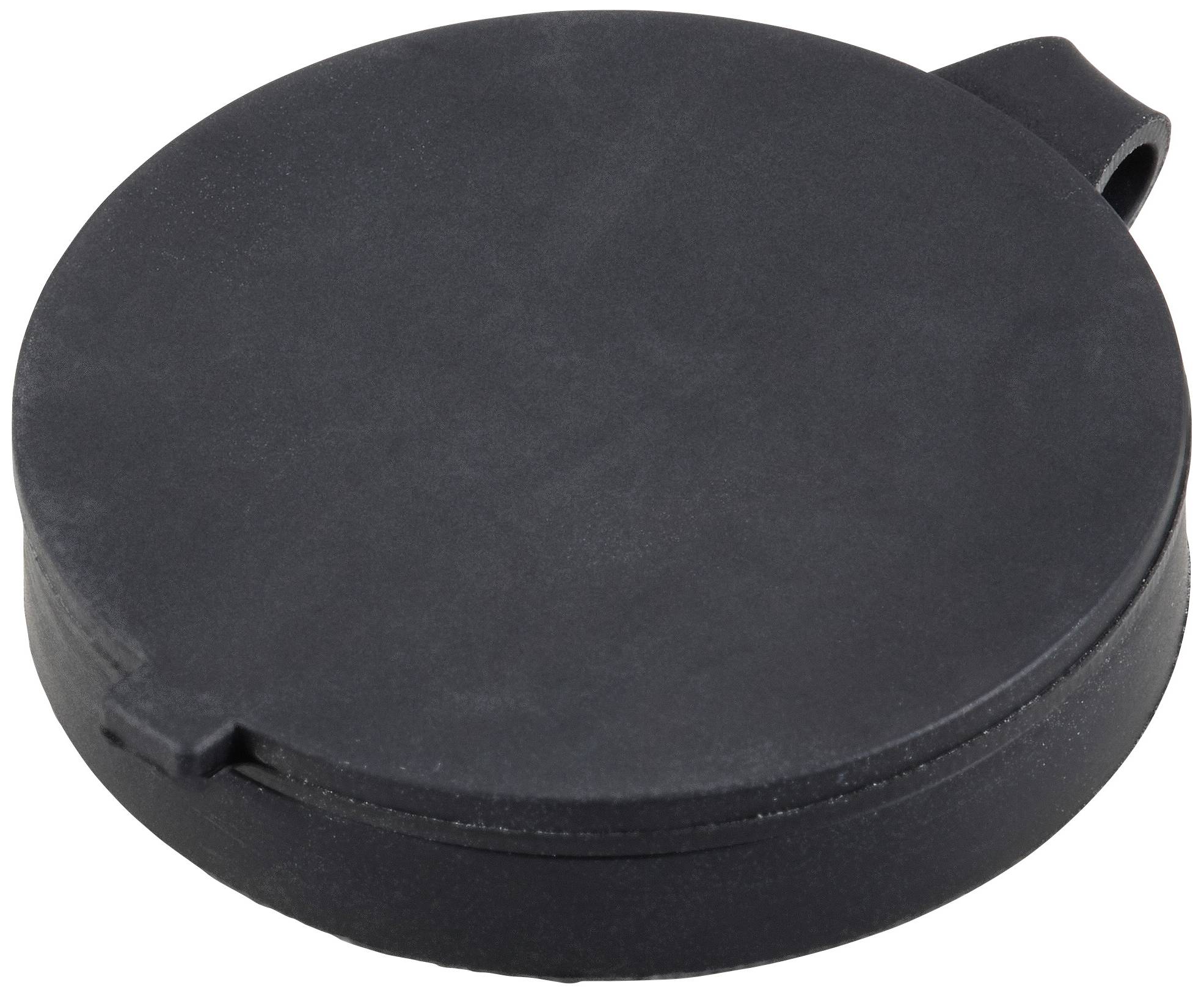Eine schwarze, runde Kunststoffabdeckung mit einem kleinen Griff oben rechts.