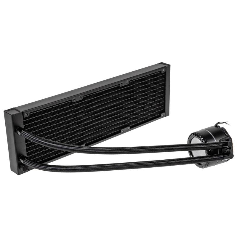 Flüssigkeitskühler mit schwarzem Radiator und Pumpe, zwei Schläuche verbunden, zur Kühlung von Computerkomponenten.