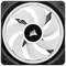 Weiße Computerkühlungslüfter mit schwarzer Rahmen, markenlos. Sechs Flügel, zentraler Nabenbereich dunkel hervorgehoben.