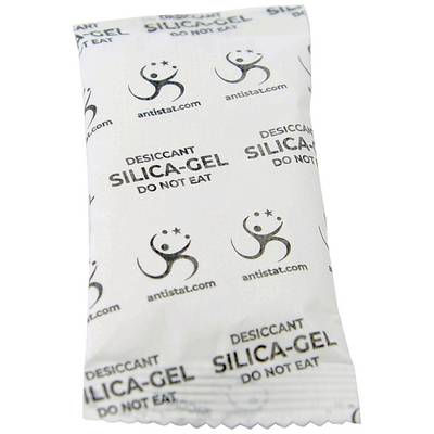 Ein kleines Päckchen mit Silica-Gel, bedruckt mit 'Desiccant Silica-Gel Do Not Eat' und dem Logo einer springenden Figur.