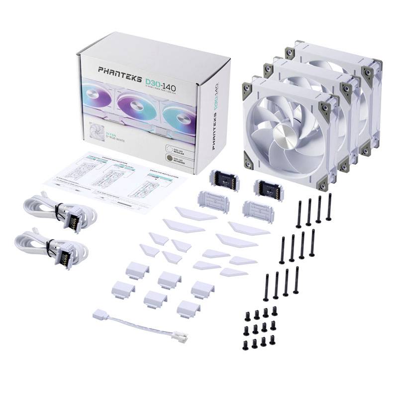Drei weiße Gehäuselüfter mit Verpackung, Kabel, Schrauben und Montagezubehör. Marke: Phanteks. Modell: D30-140mm.