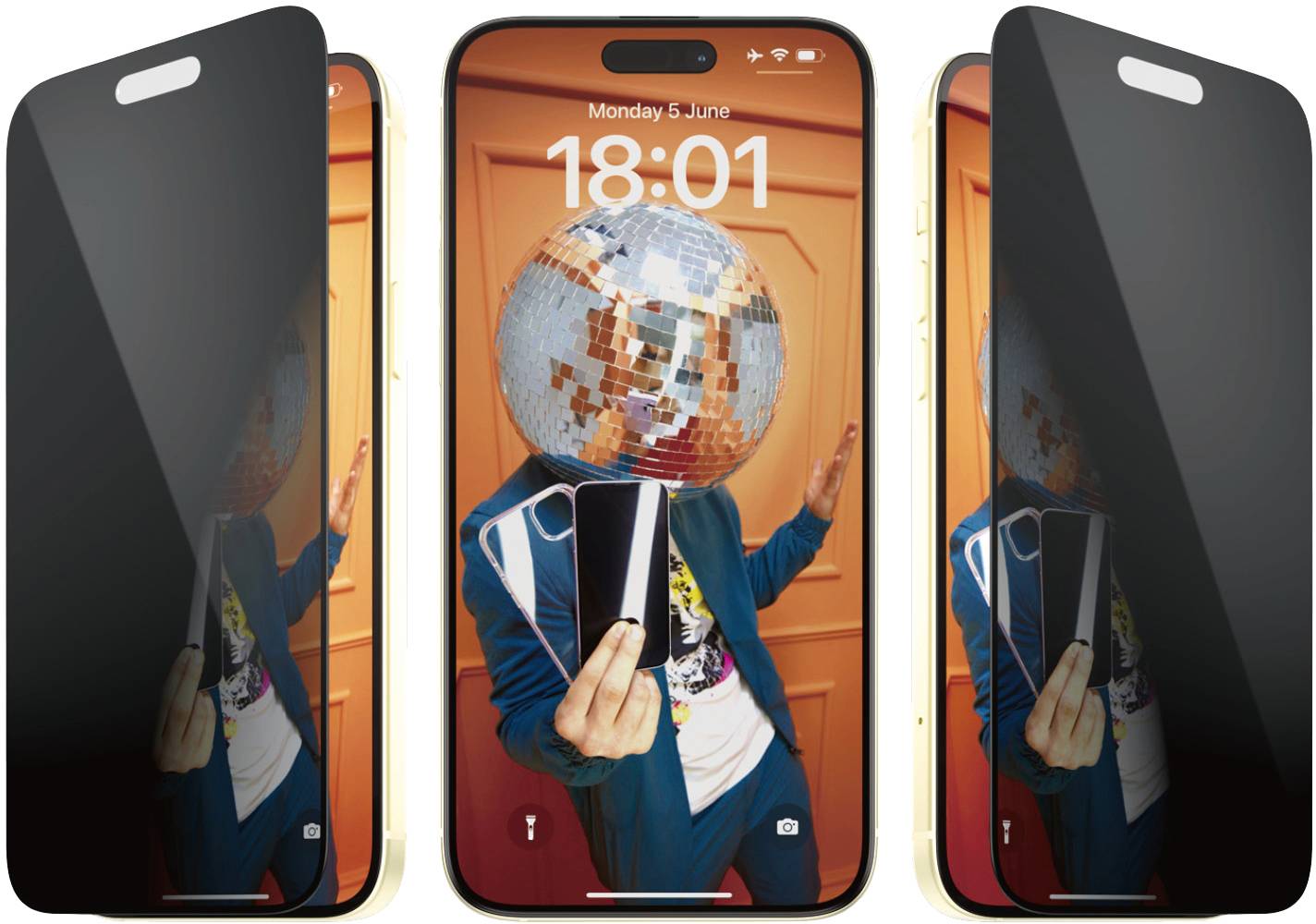Drei Smartphones mit Bildschirmschutz; Display zeigt eine Person mit Diskokugel-Kopf in blauem Anzug, die ein Selfie macht.