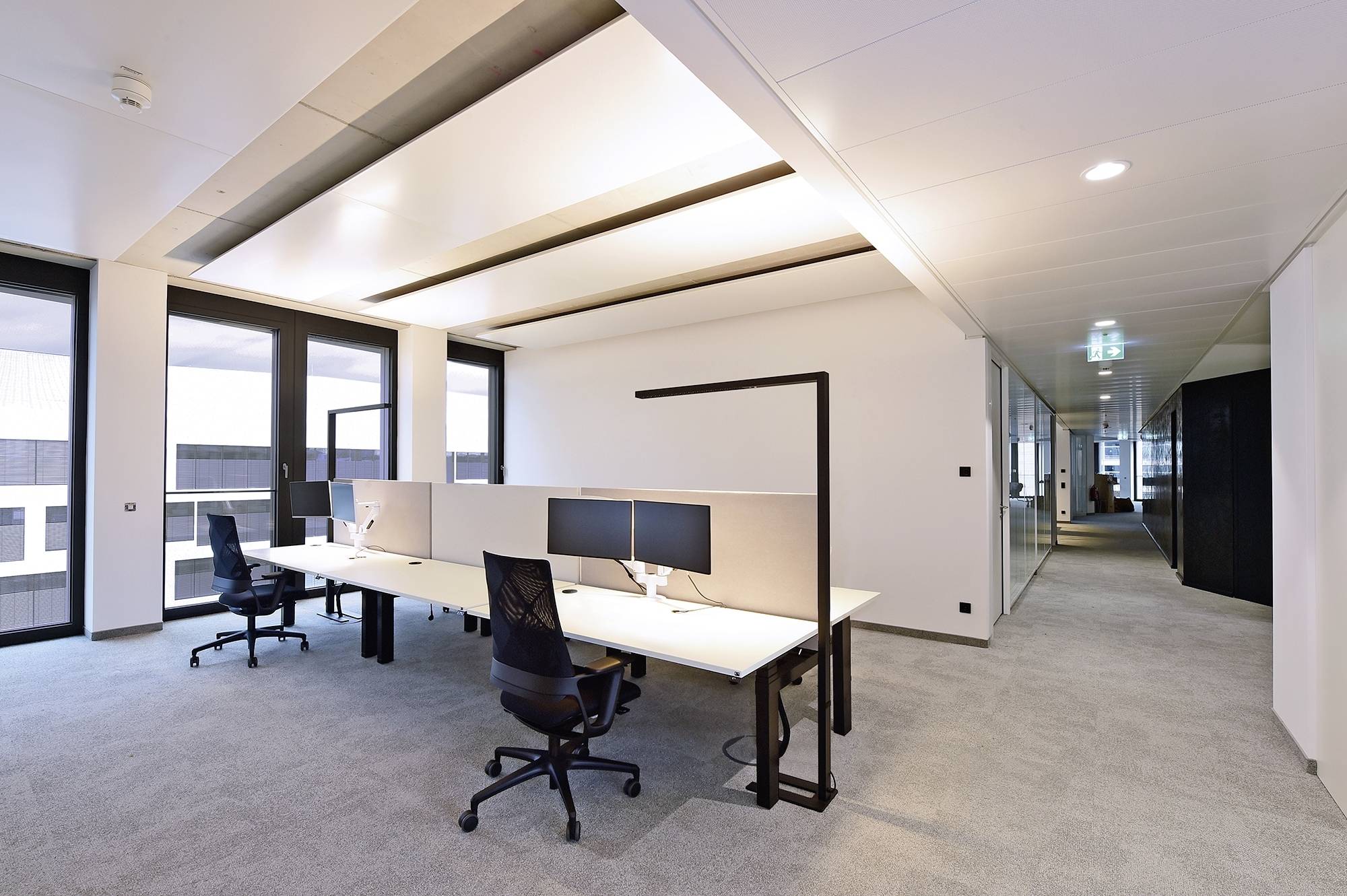 Deko Light Office Three Pro 342231 Stehlampe LED 80 W Verkehrsweiß (RAL 9016)-3