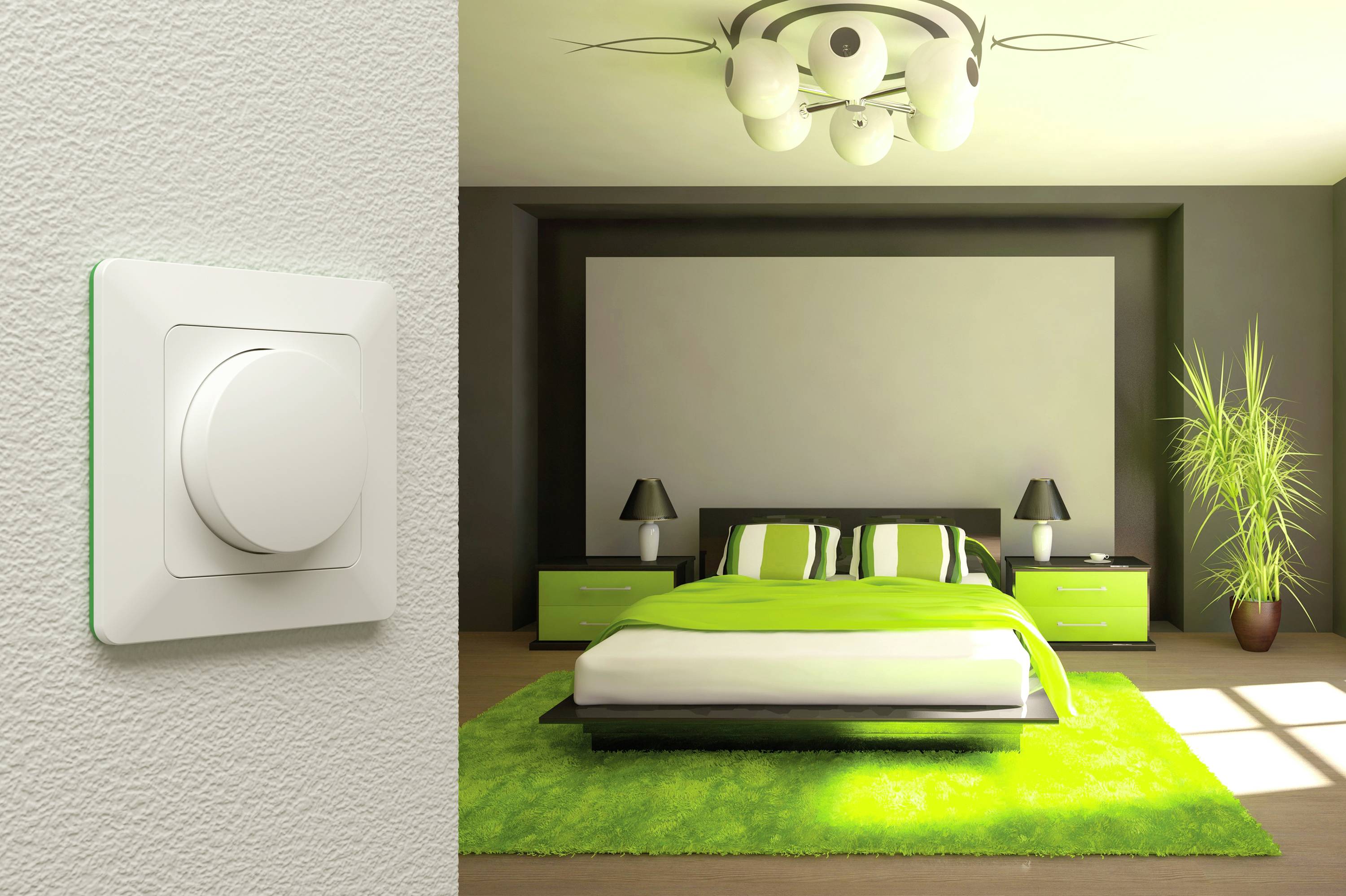 Ein modernes Schlafzimmer mit einem grünen Teppich, einem Bett mit grüner Bettwäsche und Nachttischen. An der Wand ein Dimmschalter.