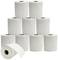 Neun aufeinander gestapelte, weiße Papierrollen mit einer zusätzlichen ausgerollten Rolle im Vordergrund.
