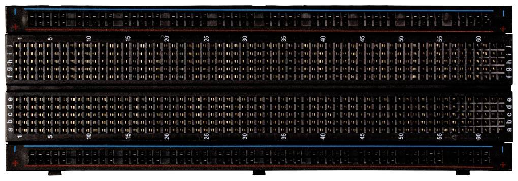 Computer-Switchboard mit zahlreichen Anschlüssen und Tasten, symmetrisch angeordnet in mehreren Reihen, ohne erkennbaren spezifischen Kontext.