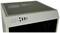 Weiße Computergehäuse-Oberseite mit Lüftungsgitter und Frontanschlüssen: zwei USB 3.0-Ports, Audiobuchsen, Power-Button.