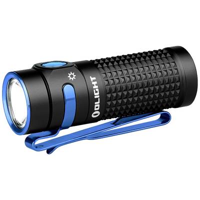Schwarze Taschenlampe mit blauem Clip und griffiger Oberfläche, seitliche Taste für Lichtsteuerung, Marke 'Olight' zu sehen.