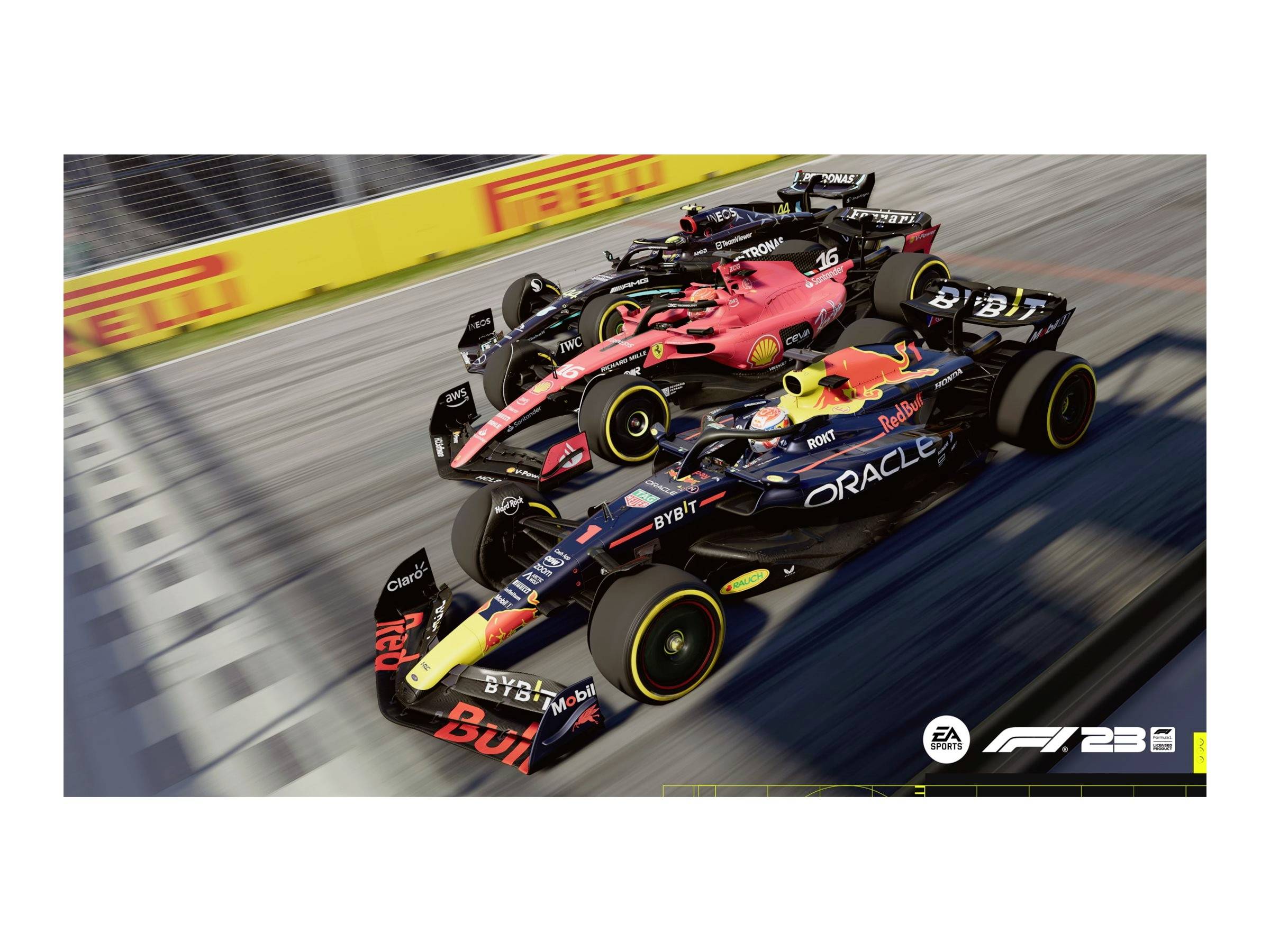 Drei Formel-1-Autos rasen nebeneinander auf der Rennstrecke. Im Hintergrund sind Pirelli-Werbungstafeln zu sehen.