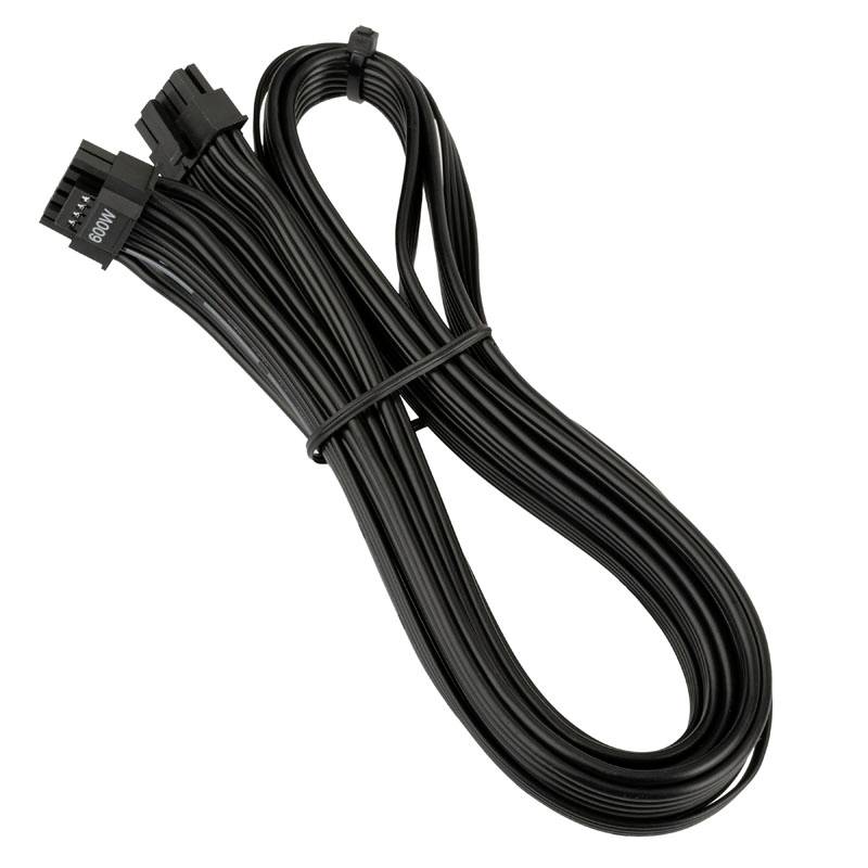 Schwarzes PC-Netzkabel mit 8-poligem Stecker, spiralig gebündelt. Geeignet für die Stromversorgung von Computerhardware.