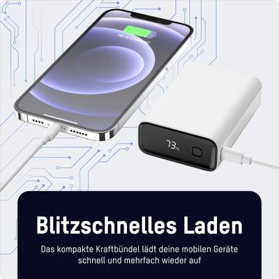 'Schnelles Laden – Kompakte Powerbank lädt mobile Geräte schnell auf, zeigt Batteriestand an. Handy verbunden über USB-Kabel.'