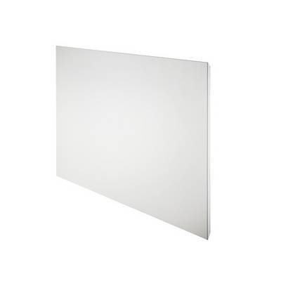 Ein rechteckiges, flaches, weißes Heizpaneel vor weißem Hintergrund, das minimalistisch und modern wirkt.