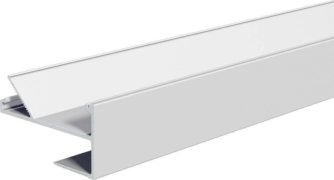 3D-Rendering eines langen weißen Metallkanals oder Balkens mit schlitzförmiger Öffnung, dargestellt in Perspektive auf weißem Hintergrund