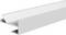 3D-Rendering eines langen weißen Metallkanals oder Balkens mit schlitzförmiger Öffnung, dargestellt in Perspektive auf weißem Hintergrund