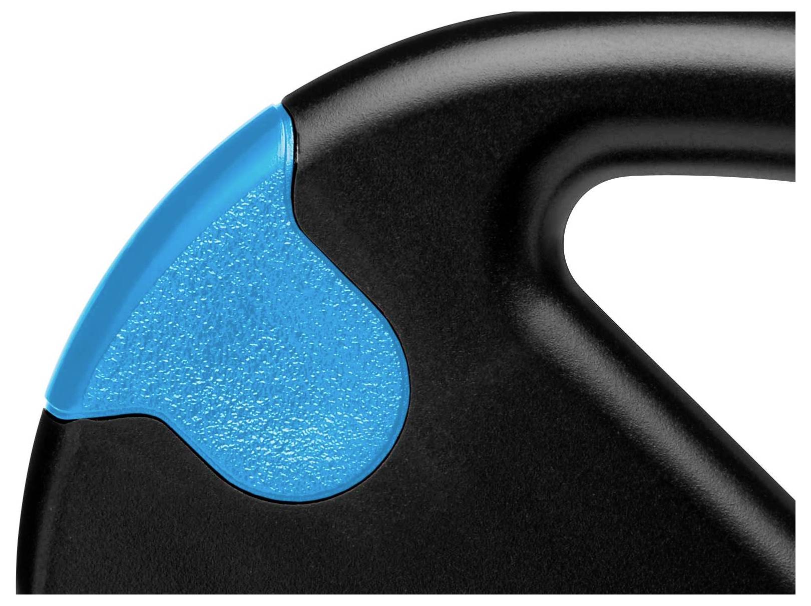 Ein schwarzer Griff mit einem blauen, gummierten Bereich für besseren Halt.