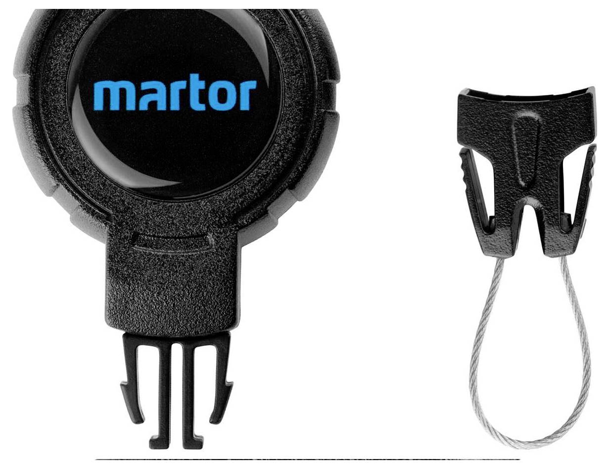 Ein schwarzes, rundes Gerät mit 'martor' in blauem Text, neben einem abnehmbaren schwarzen Clip mit Metallseil.