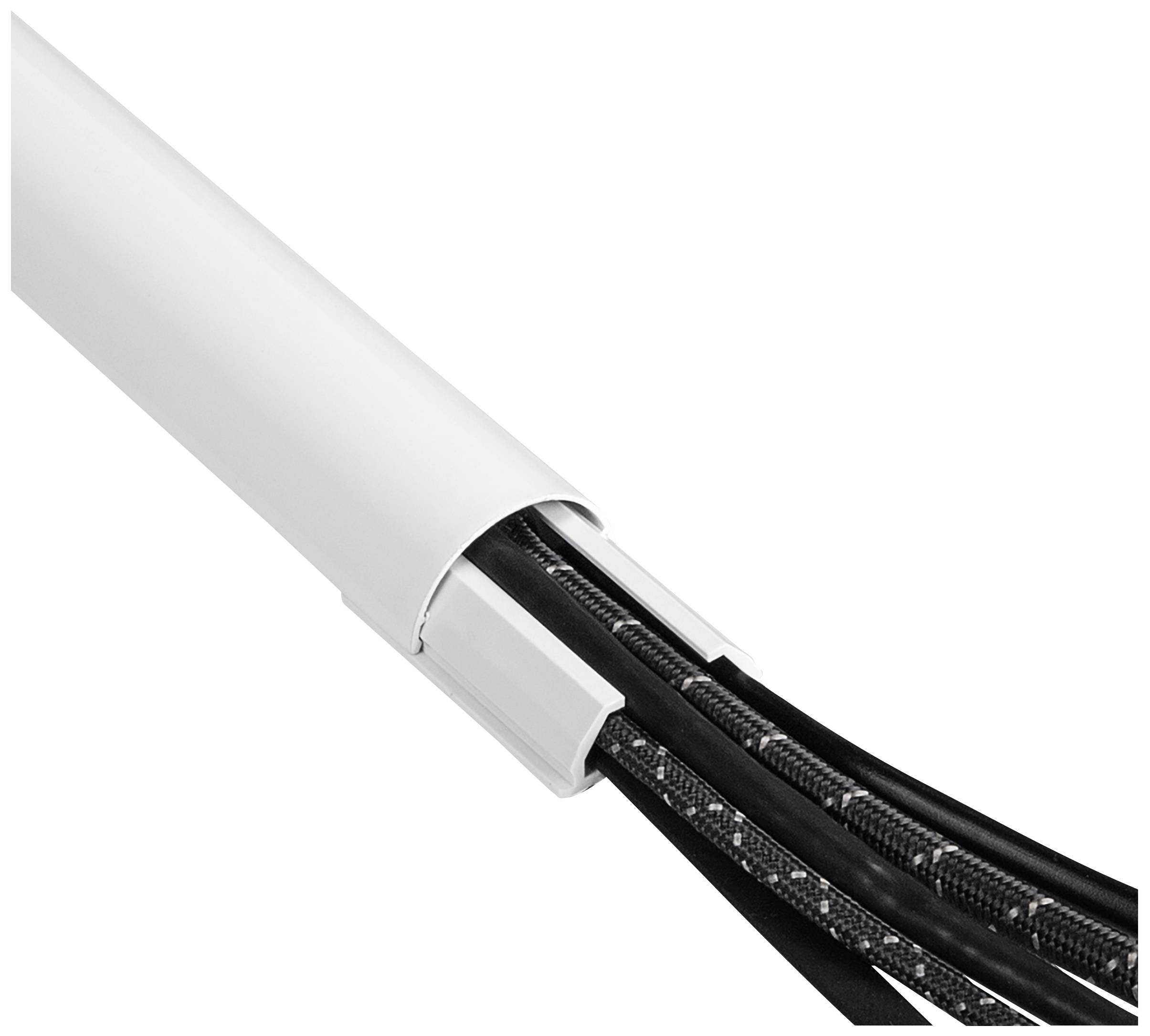 Schwarze Kabel, umhüllt von einem weißen Kabelkanal, der teilweise geöffnet ist. Ideal für saubere und ordentliche Kabelorganisation.