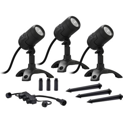 Drei schwarze, verstellbare Außen-Scheinwerfer mit Erdspießen und Anschlüssen zur Gartenbeleuchtung.