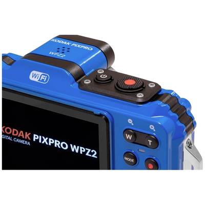 Eine blaue Digitalkamera von Kodak PIXPRO WPZ2 mit WiFi-Funktion, die bedient wird.