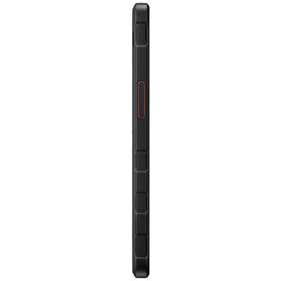 'Seitenansicht eines schwarzen Smartphones mit orangefarbenem Akzent am Schalter. Robust und kantig, geeignet für Outdoor-Nutzung.'